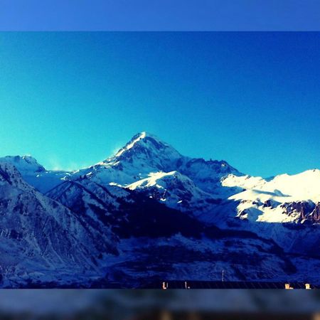 מלון Panorama Kazbegi מראה חיצוני תמונה